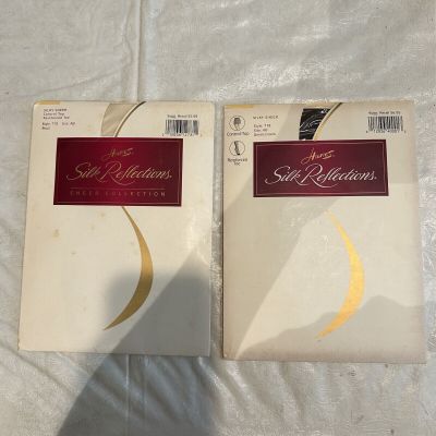 LOT 2 Hanes Silk Reflections control top pantyhose Sz AB pearl; gentle brown